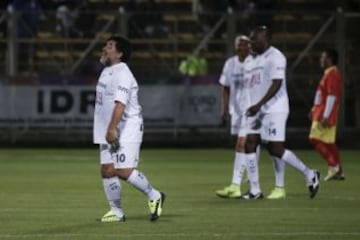 Así jugó Diego Maradona en el estadio de Techo