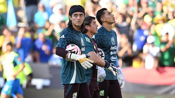 Porteros de la Selección Mexicana previo al partido ante Brasil.