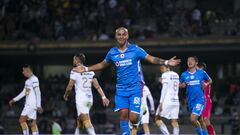 Cruz Azul le remonta a Pumas en la Copa por México