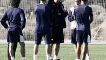 <b>TRANSFORMACIÓN. </b>Juan Carlos Mandiá ha impimido nuevas consignas a sus futbolistas para afrontar la segunda parte de la Liga.