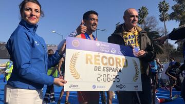 Lamdassem bate el r¨¦cord de Espa?a de marat¨®n en Sevilla