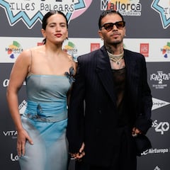 Rosalía desvela cómo tiene guardado a Rauw Alejandro en el móvil