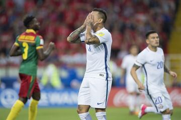 Futbol, Camerun vs Chile
Copa Confederaciones 2017
El jugador de la seleccion chilena Eduardo Vargas en accin durante el partido del grupo B de la Copa Confederaciones contra Camerun disputado en el estadio Arena Spartak de Moscu, Rusia.
18/06/2017
Mexsport/Photosport
******

Football, Cameroon vs Chile
Confederations Cup, Russia 2017
Chile's player Eduardo Vargas in action during the group B football match of the Confederations Cup against Cameroon at the Spartak Arena stadium in Moscow, Russia.
18/06/2017
Mexsport/Photosport