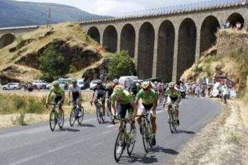 Grupo de escapados entre los que se encontraba Peter Sagan y Kwiatkowski.