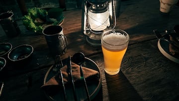 Convertir a tu mejor amigo en un maestro cervecero es un regalo original... y este kit te lo demuestra (es el más vendido) en Amazon.