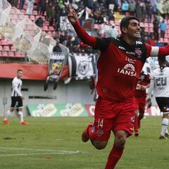Varas derriba a Colo Colo y Ñublense saca ventaja en Copa Chile