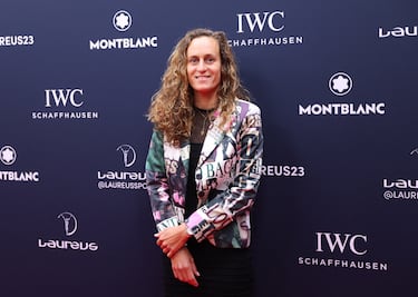 Justine Dupont, surfista francesa.