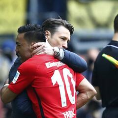 Ni el golazo de Marco Fabián evitó la derrota del Eintracht