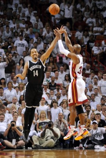 La precisión quirúrgica de Ray Allen desde la línea de tres, otra vez decisiva para los Heat.