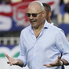 Arias dispara: "Me cansé de actitudes de mujeres lloronas"