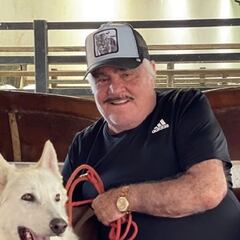 Vicente Fernández, de nuevo en terapia respiratoria