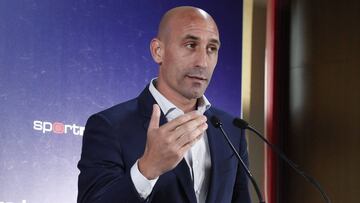 "A los clubes de la Primera Iberdrola les ofrecimos cuatro veces más de lo que ganaban"