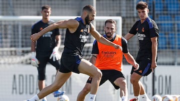 Mendy vuelve a pisar el césped