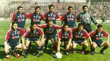 Después de una etapa en el Corinthians de Brasil, el arquero retornó al país para ocupar la portería de Everton en 2007. Recién volvería a Universidad de Chile, su club de origen, en 2011.