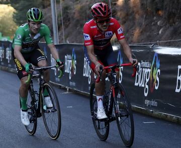 Carapaz y Roglic 