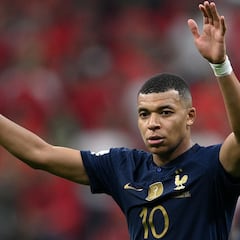 El generoso detalle de Mbappé que ha puesto en apuros al responsable de la seguridad de Francia