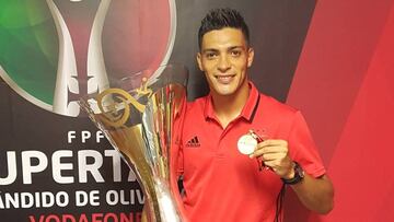 Jiménez le desea éxito a Salcedo en su aventura europea
