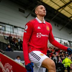 Mateo Mejía firma nuevo contrato con Manchester United