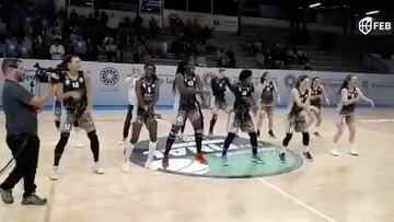 El Campus Promete celebró con este baile su ascenso a la Liga Dia