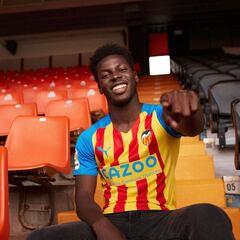 La Senyera regresa al ropero del Valencia