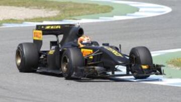 Jaime Alguersuari, durante uno de sus test con Pirelli el pasado a&ntilde;o.