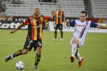 Actualmente pertenece a los Leones Negros de la Liga de Ascenso.