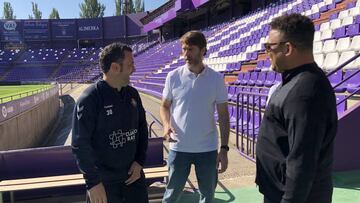 Ronaldo, con Carlos Su&aacute;rez y Sergio Gonz&aacute;lez.