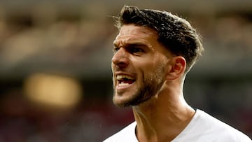 Pumas' Argentine defender #04 Lisandro Magallan gestures after a missed shot on goal during the Mexican Apertura tournament quarter-final Leg 1 football match between Guadalajara and Pumas at Akron stadium in Guadalajara, Jalisco state, Mexico, on November 30, 2023. (Photo by ULISES RUIZ / AFP)