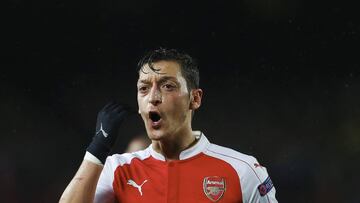 Ozil, en el partido ante el Barcelona.