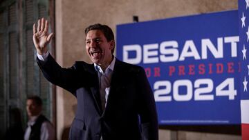 Tras ocupar el segundo lugar en los caucus de Iowa, Ron DeSantis suspende su candidatura presidencial y ofrece su total apoyo a Donald Trump.