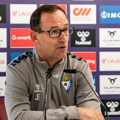 Etxeberria: “Cada jornada se complica mucho a quién elegir”