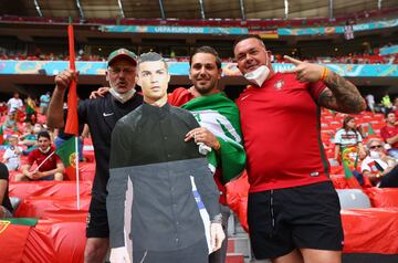 Seguidores de Portugal antes de comenzar el partido