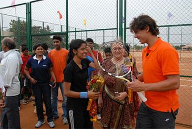 Título de Nadal fuera de la pista