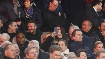 10/12/19  PARTIDO CHAMPIONS LEAGUE 
 AJAX - VALENCIA CF
 GRADAS PALCO
 PETER LIM
 DAVID BECKHAM
 NEVILLE