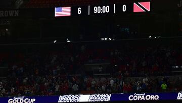 La Selecci&oacute;n de los Estados Unidos logr&oacute; su boleto a los cuartos de final de la Copa Oro, al propinar una goleada hist&oacute;rica para Trinidad y Tobago.