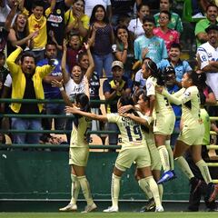 Daniela Espinosa le da ventaja mínima al América ante León