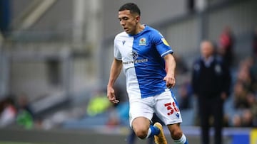 Blackburn mantiene vigente el contrato con Ian Poveda