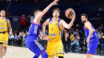 Alexey Shved ante el Efes.
