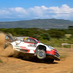 Kalle Rovanpera arranca con fuerza en Kenia