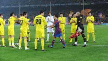 Pasillo al Barcelona en El Madrigal en 2010.