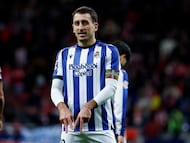 Mikel Oyarzabal no participó en el partido ante el Alavés por problemas en el aductor.