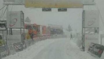 <b>CAOS. </b>Cantó y Ainé estaban impracticables por la nieve. Abajo a la izquierda, la improvisada meta.