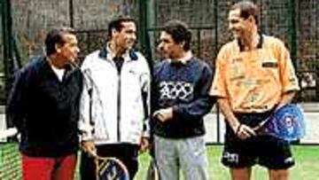 PAREJA. Alberto Rodríguez jugó al pádel con Aznar, Santana y Corretja.
