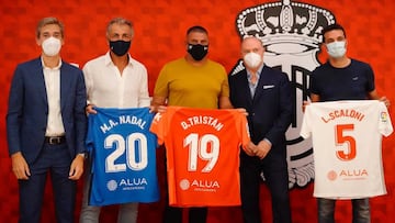 Miguel Ángel Nadal, Diego Tristán y Lionel Scaloni, tres ilustres exmallorquinistas, antes del partido Real Mallorca-Real Betis Balompie.