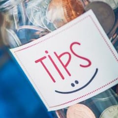 Cuánta propina deberías dejar en un restaurante según el país donde estés