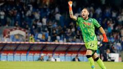 David Ospina, portero del Napoli, es uno de los grandes deseos de Maurizio Sarri para la Lazio. El colombiano le gusta al DT por su juego con los pies