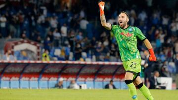 David Ospina, portero del Napoli, es uno de los grandes deseos de Maurizio Sarri para la Lazio. El colombiano le gusta al DT por su juego con los pies