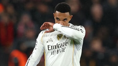 Fede Valverde cumple su misión