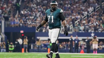 Despu&eacute;s de terminar la temporada 2020 en la lista de lesionados, el veterano tackle izquierdo Jason Peters regresa a la NFL con Chicago Bears.