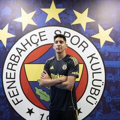 Edson Álvarez recibe su primer golpe en Fenerbahçe